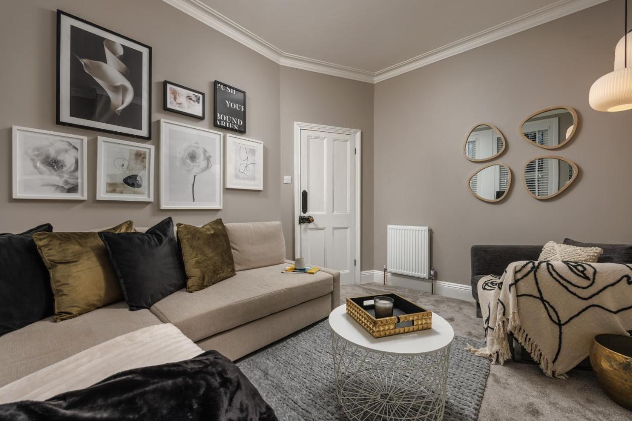 The Getaway! 3 Bed House - Plymouth - Sleeps 7 - Free Parking - Habita Property Buitenkant foto