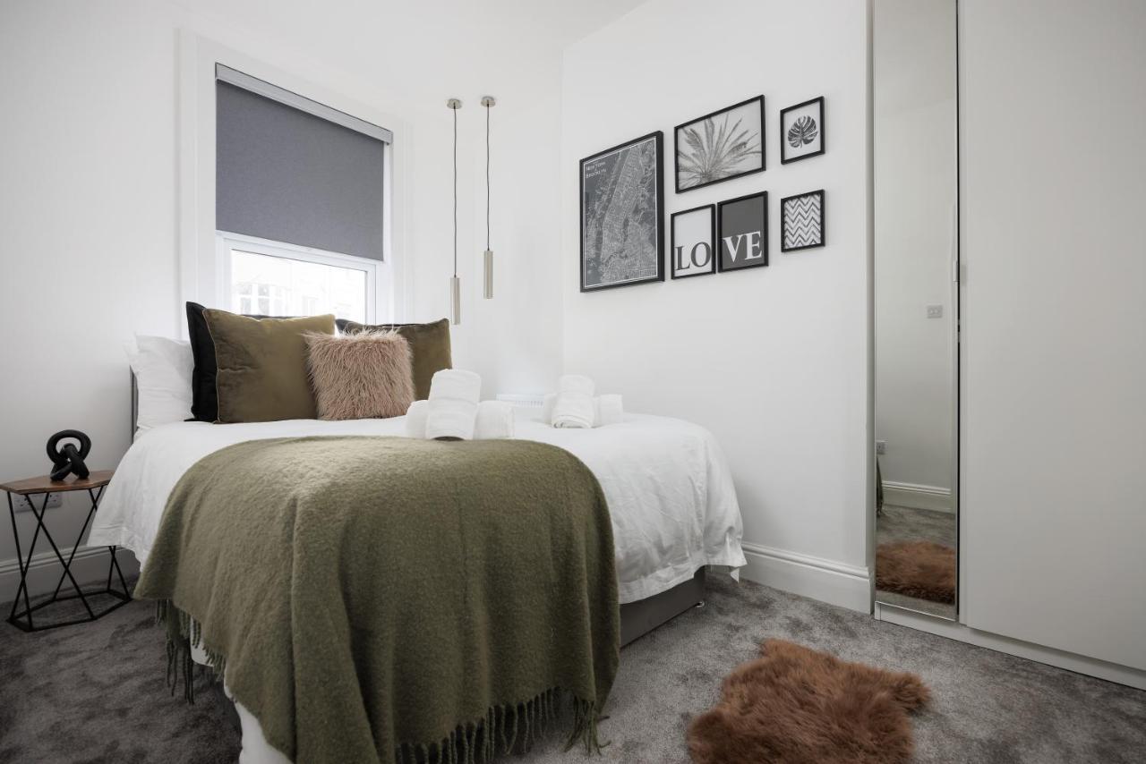 The Getaway! 3 Bed House - Plymouth - Sleeps 7 - Free Parking - Habita Property Buitenkant foto