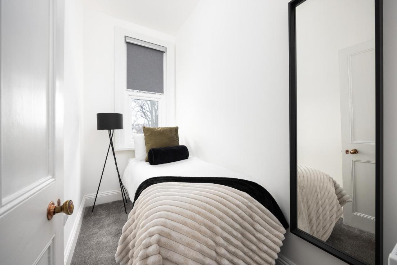 The Getaway! 3 Bed House - Plymouth - Sleeps 7 - Free Parking - Habita Property Buitenkant foto